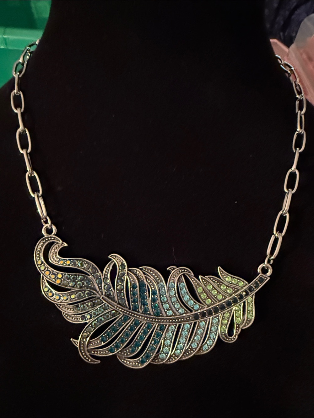 New 11.5” Women’s Crystal Feather Statement Necklace in Blue & Green